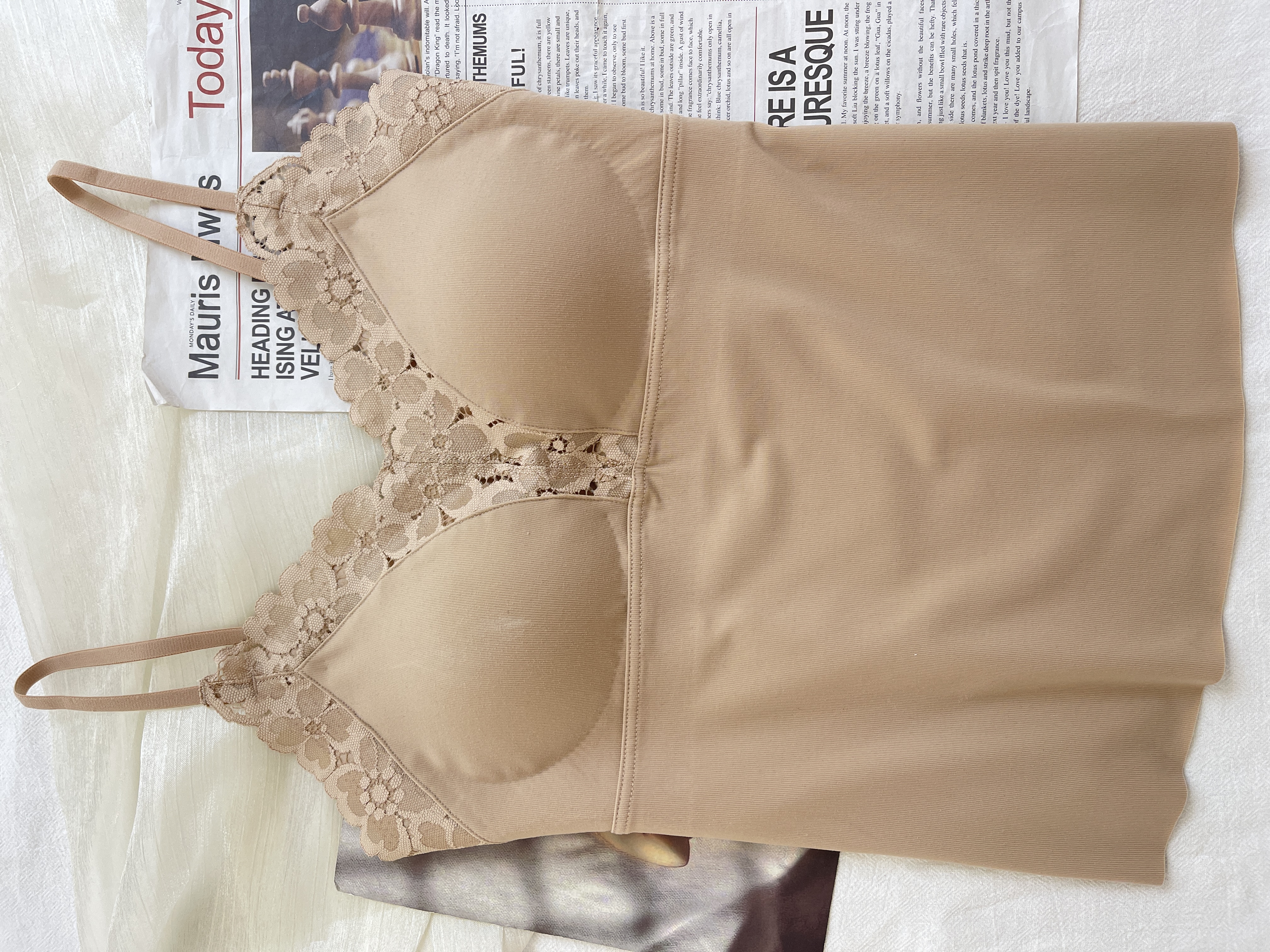 古妃秋冬磨毛V领蕾丝保暖带胸垫吊带无痕修身打底背心文胸女