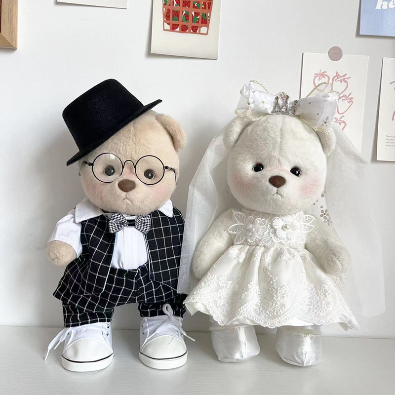 中号莉娜关节熊着替结婚款泰迪小熊情侣套装黑格西装套装皇冠婚纱
