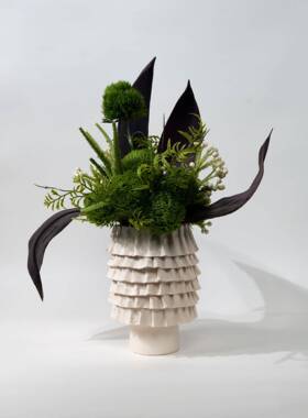 现代简手工褶纹HYQ树脂花瓶仿电真柜花艺民宿视玄关花艺约设计师