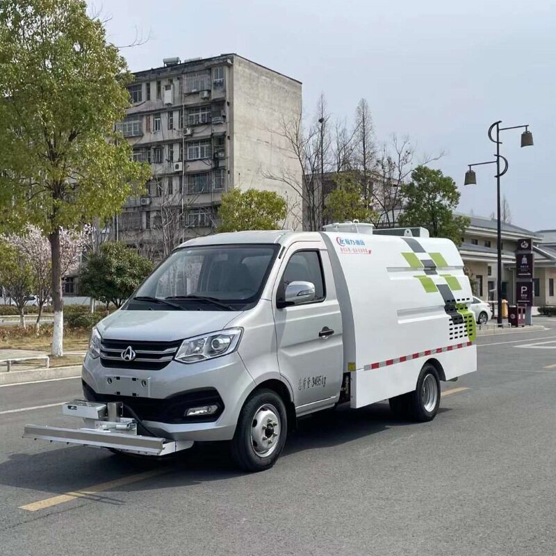 小蓝牌长安后双轮路面养护车 小型路面养护车道路清洗车厂家直供