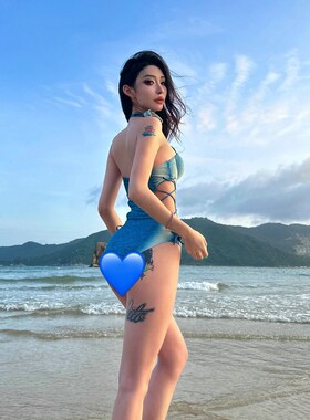 速发变感高级感小胸聚拢泳体遮肚渐性蓝色水上乐园游连装