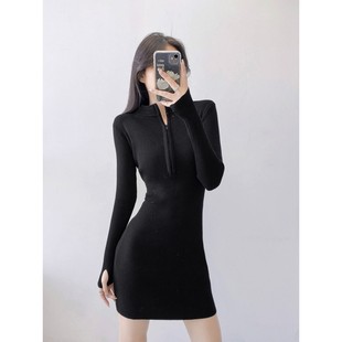 韩国性感辣妹半高领拉炼针织包臀裙女秋冬内搭紧身毛衣打底连衣裙