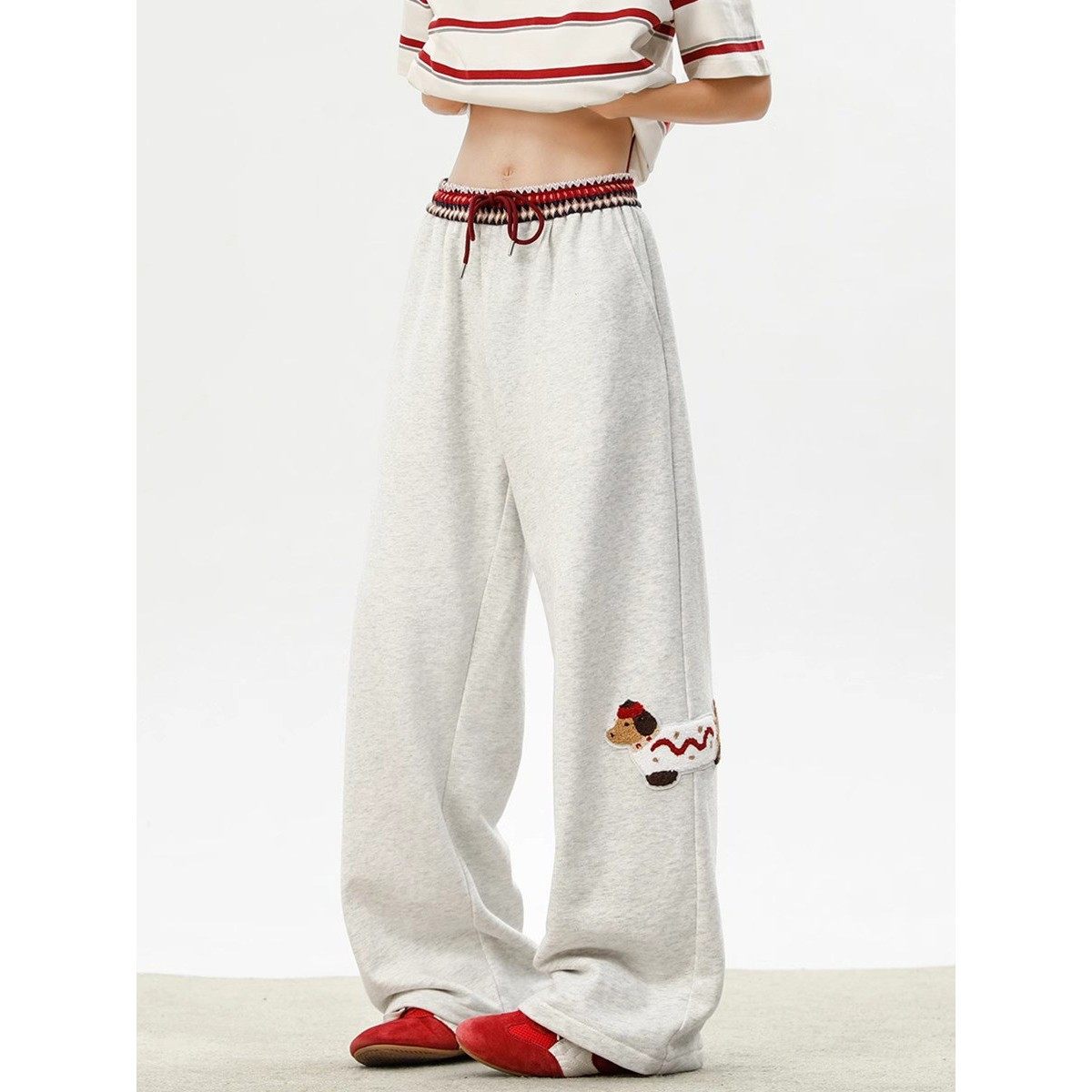 MDCW米兰风腊肠狗运动卫裤女春季新款小众腰头拼接宽松阔腿长裤子,女装/女士精品,卫裤,淘宝优惠券,粉丝福利购,淘宝优惠卷