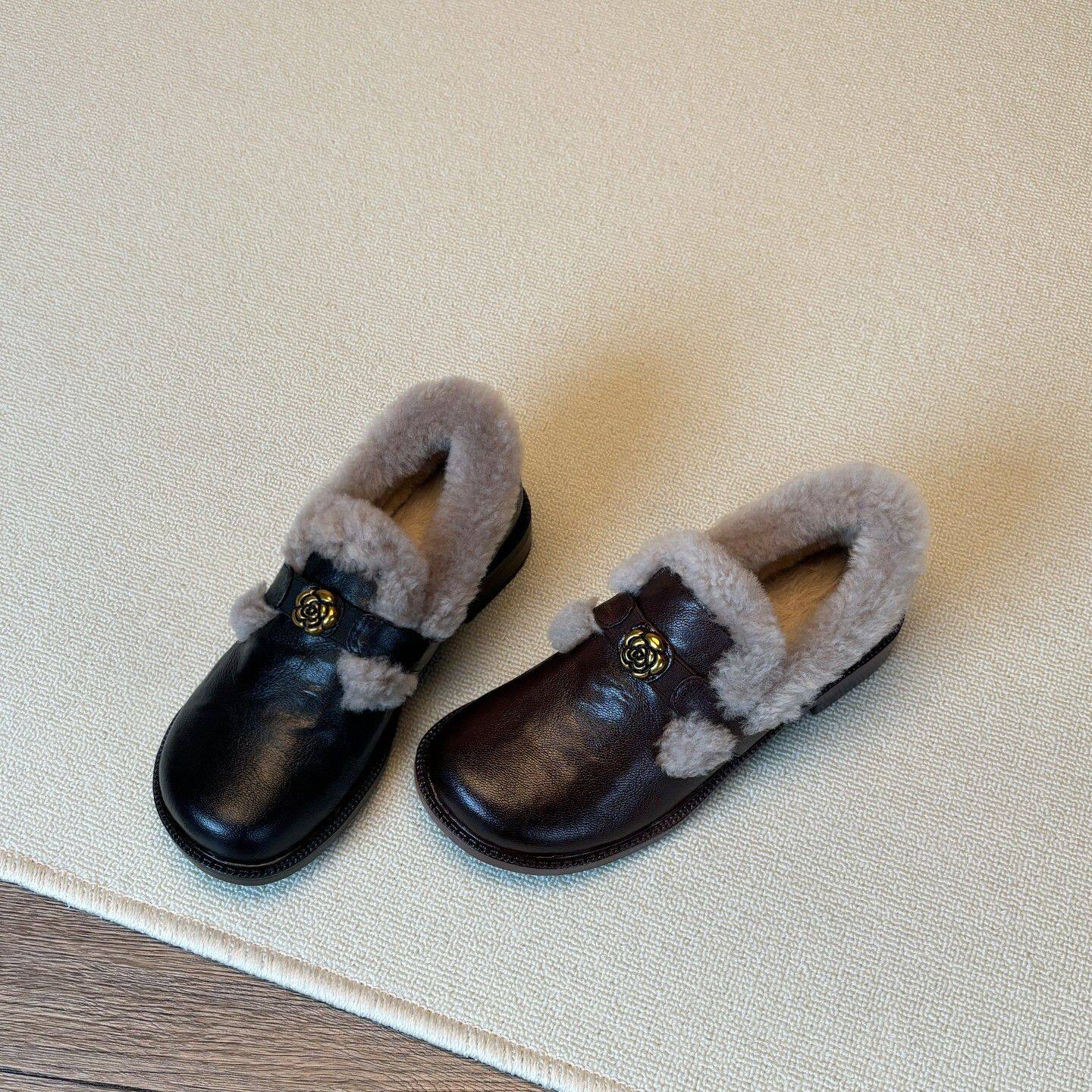 真皮羊羔毛山茶花平底小皮鞋女秋冬保暖加绒加厚一脚蹬乐福鞋圆头,女鞋,乐福鞋（豆豆鞋）,淘宝优惠券,粉丝福利购,淘宝优惠卷