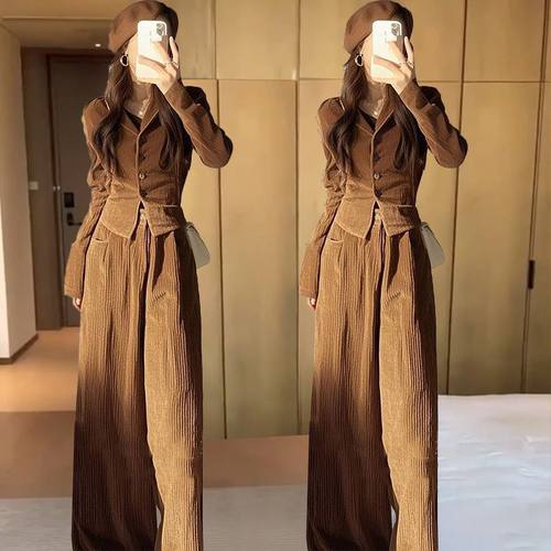2025新款高级松弛感穿搭港味复古chic咖色上衣阔腿裤小香风套装女