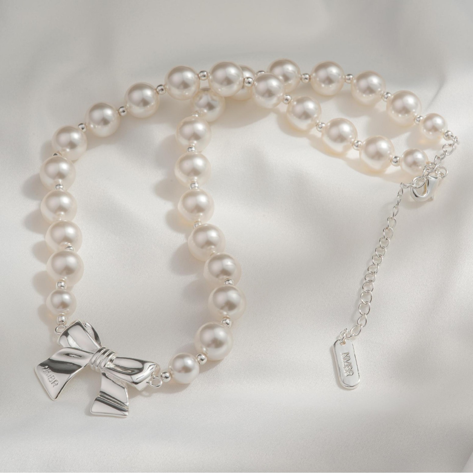 日本品质韩系numbering珍珠蝴蝶结小红书爆款项链极光爆闪高级感