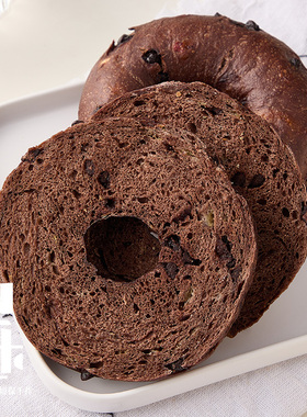 新品 梨木巷可可双重香蕉贝果面包手作三明治欧包营养早餐代餐包