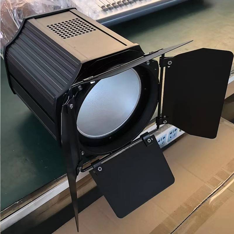 200W双色COB方形帕灯声控自走DMX512舞台演出酒吧宴会厅面光灯