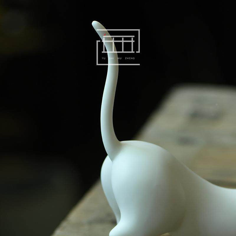亚光釉白瓷20506小车柜猫摆件杂店工艺货家居书装饰摆设品创意载