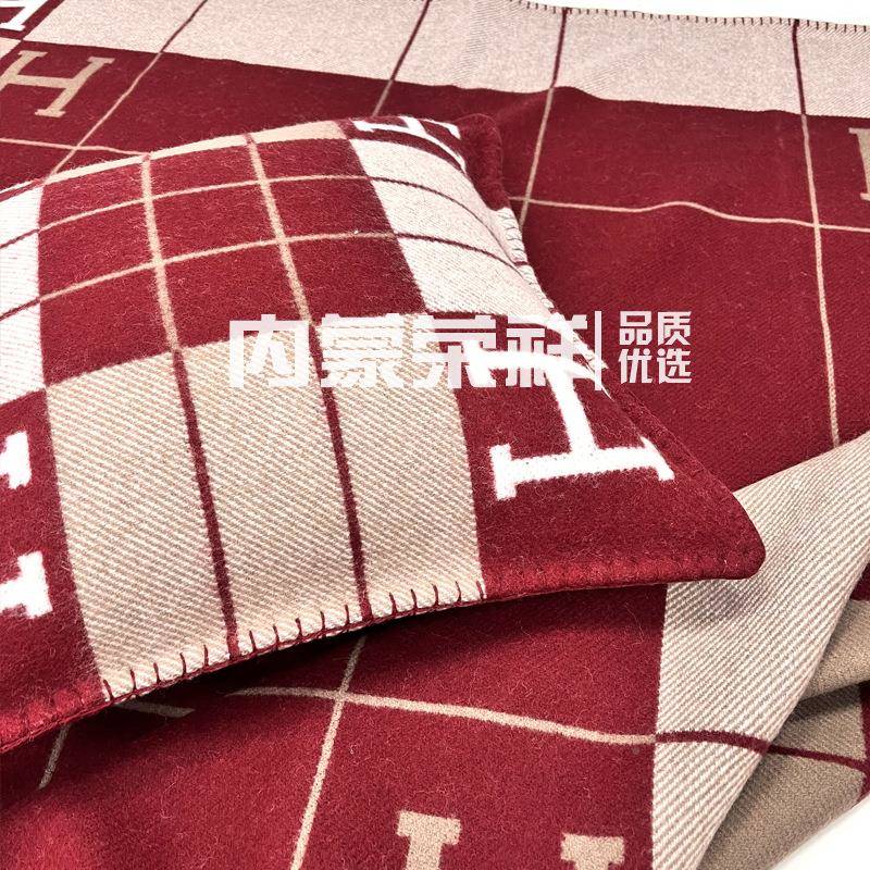 内蒙古H字母抱枕羊毛抱枕枕无品牌/枕套靠枕腰纯羊绒抱羊毛含枕芯