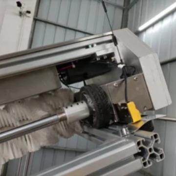 全动光板伏清洗机机器太阳能光伏AZA清自洁设备光伏清洗人机器人