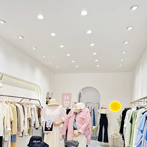 宽边服装店家用97显指筒灯婚纱大堂商用防眩光5000k无频闪led柔光