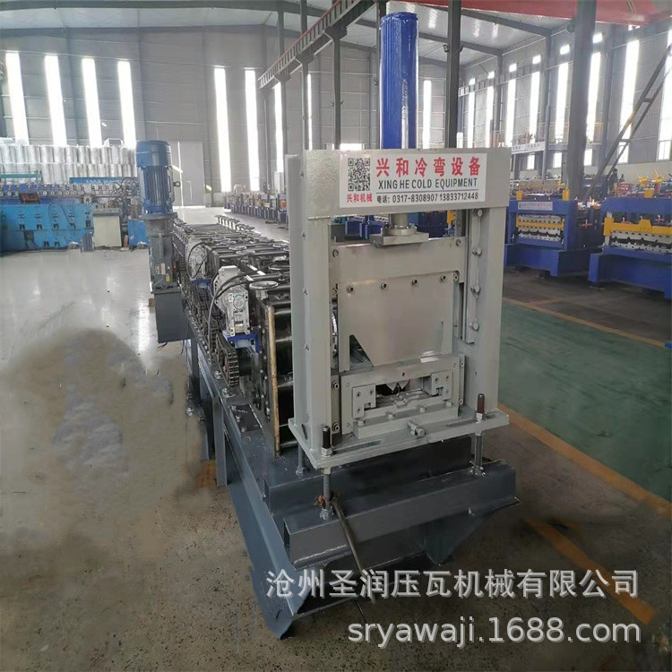 压瓦机后浇带止水鱼鳞网成型机