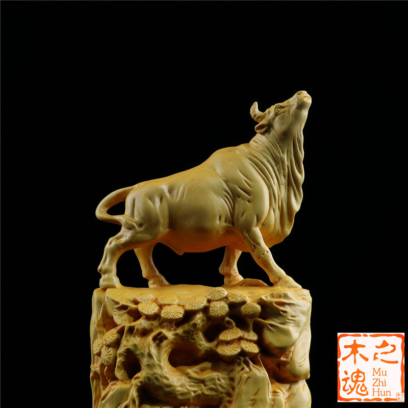 黄杨木生肖牛气冲天手把件摆件
