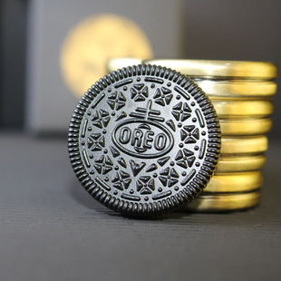 奥利奥饼干黑色奶盖啪啪币edc推牌成人解压神器恶搞玩具