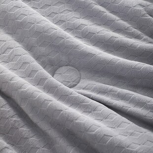 抗静电加厚毛毯被子三层夹棉被毯冬季盖毯可机洗送礼绒毯双层毯子