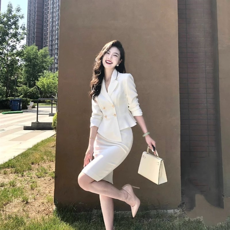 白色高级感西装套装裙夏季短袖职业正装气质女神范半身裙两件套女