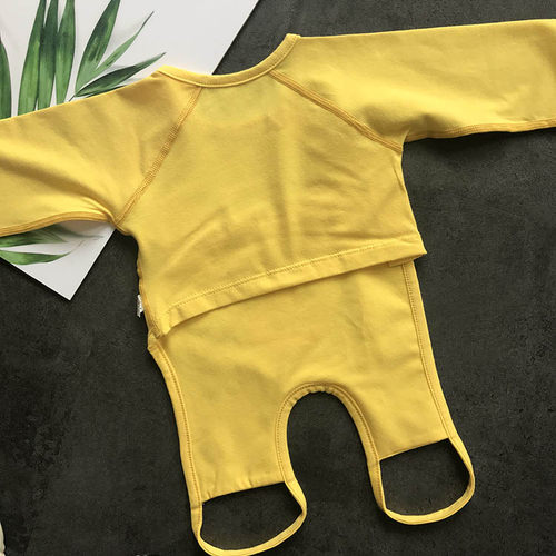 新生宝宝长袖肚兜纯棉花连腿护睡衣婴儿春秋冬打底加厚连体防踢被