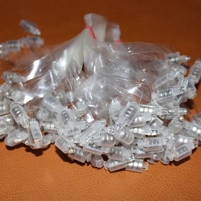 网红波波带灯发光的气球免邮灯串装饰街卖地推100个装LED彩灯