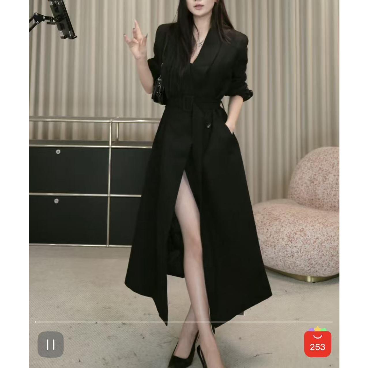 高级感黑色气质风衣外套女秋季新款御姐显瘦收腰长款休闲过膝大衣