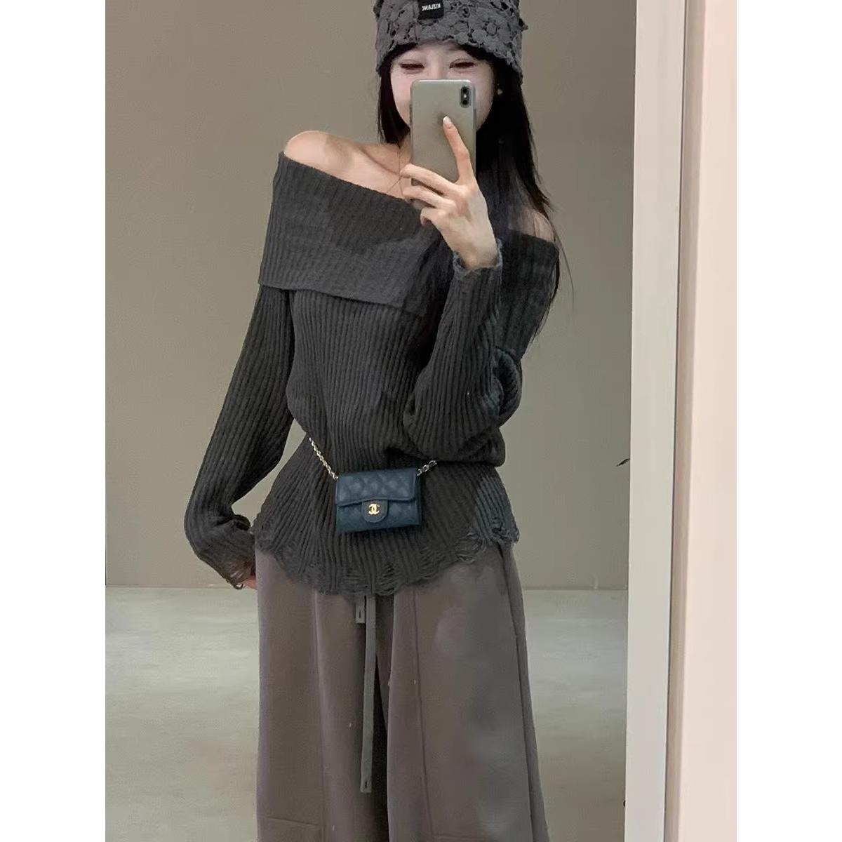 灰色一字肩针织衫女2025秋季新款纯欲风辣妹毛衣今年流行漂亮上衣