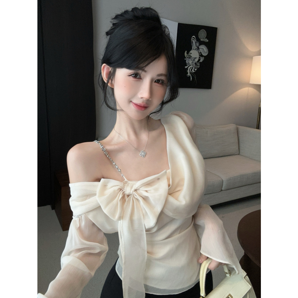 实拍蝴蝶结少女链条露肩雪纺小香风衬衫实价