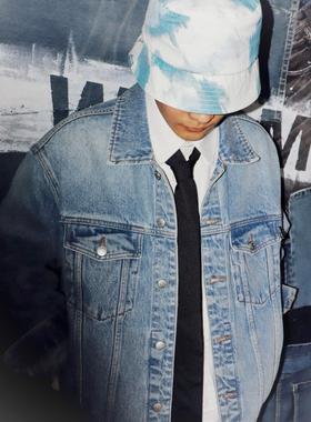 牛仔外套男装浅蓝色复古做旧春秋季2024新款潮牌宽松休闲牛仔夹克