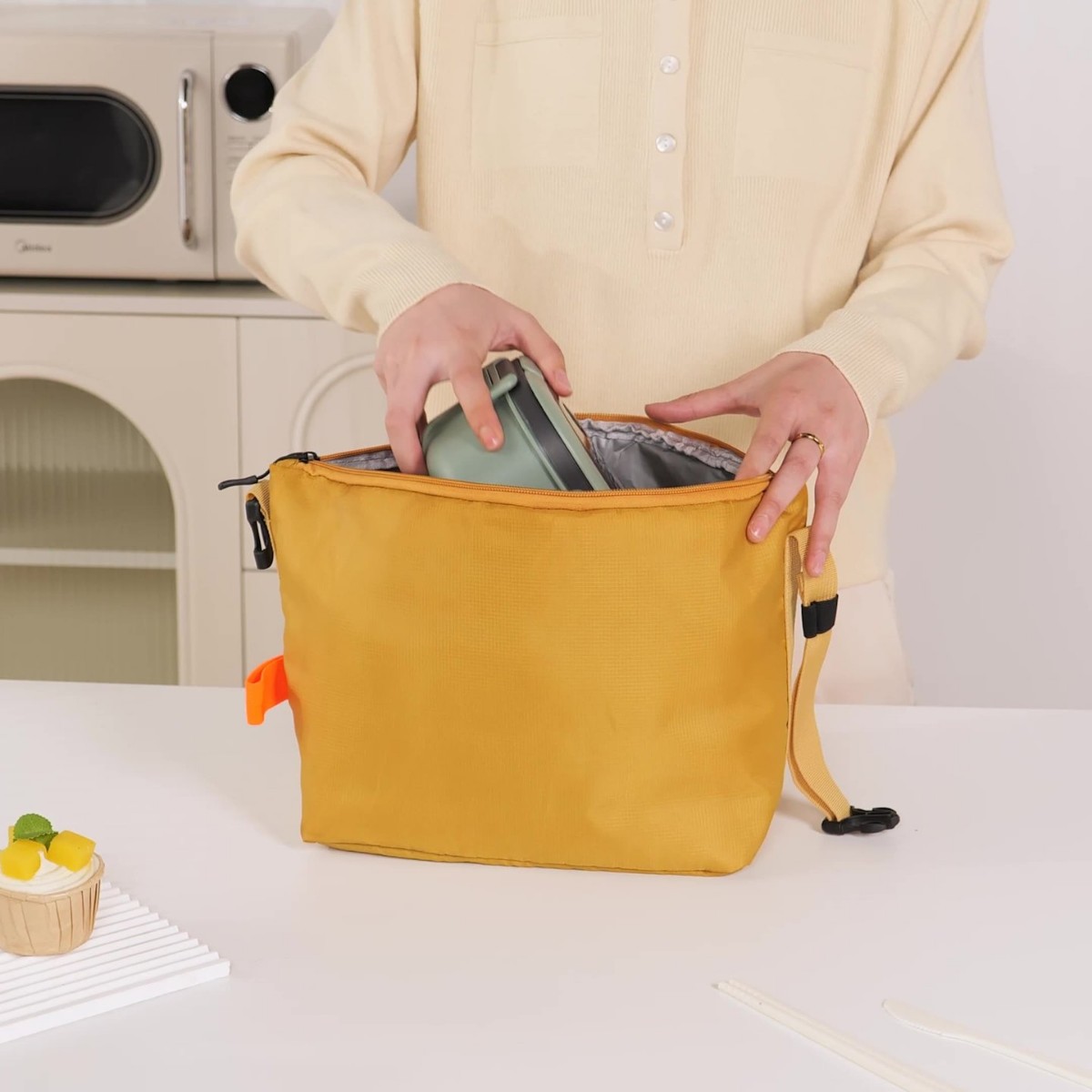 保温上班族便当带饭手提袋午餐防水手提包大容量饭盒加厚铝箔野餐