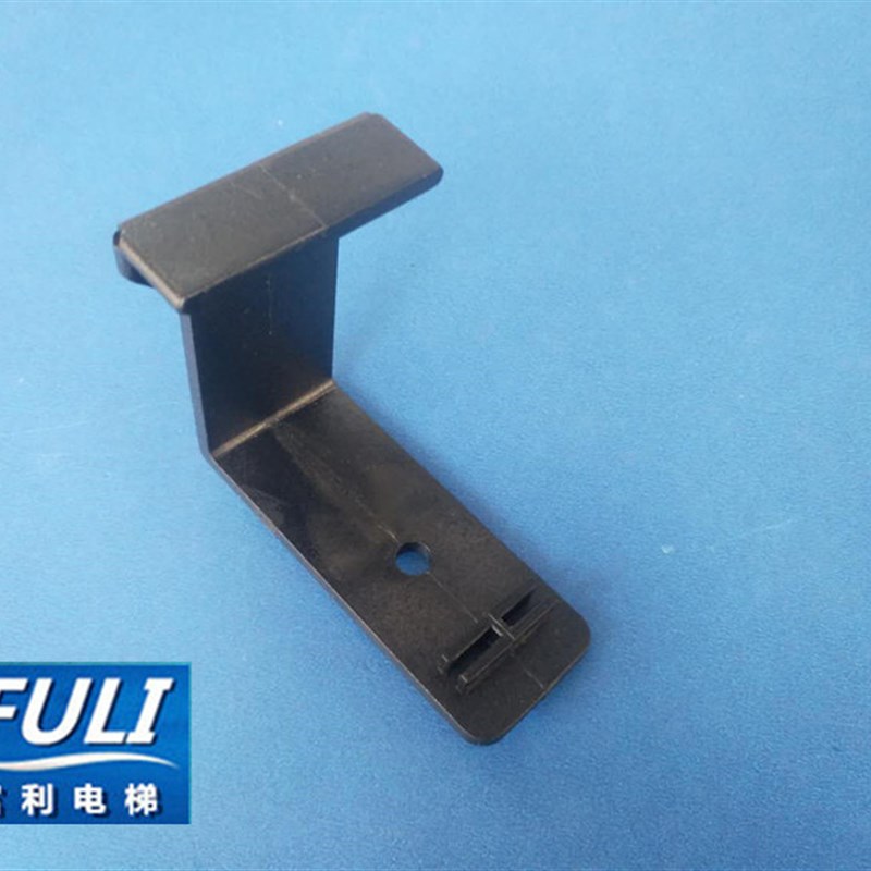 奥的斯AT120门刀连接件 H1门刀支架 SKY门刀黑色支架电梯配件