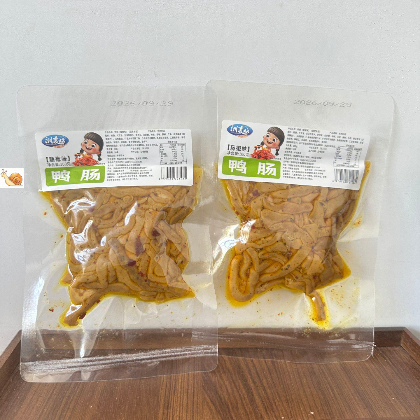 洲麦坊香辣鸭脆肠麻辣鸭板