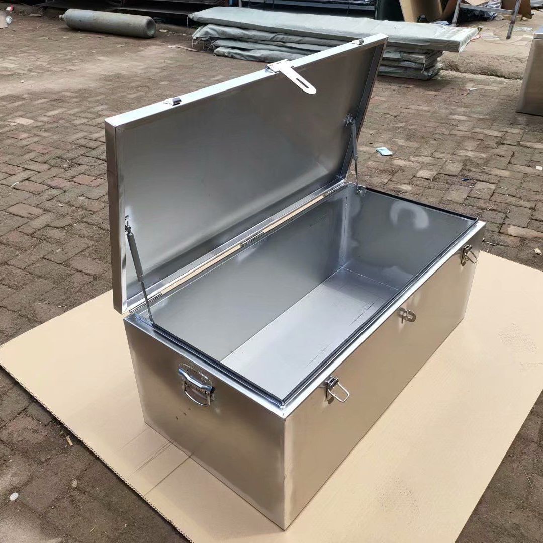 不锈钢加厚防尘防水工具箱
