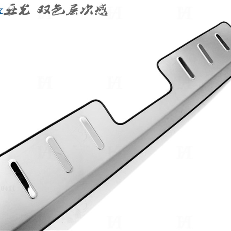 五菱之光后护板6376尾p门踏板改装6388专用后杠装饰亮条新6390护