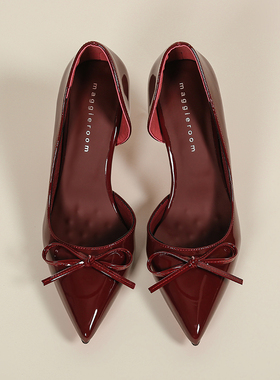 2025秋冬新款蝴蝶结红色侧空高跟鞋女性感温柔晚晚风尖头细跟单鞋