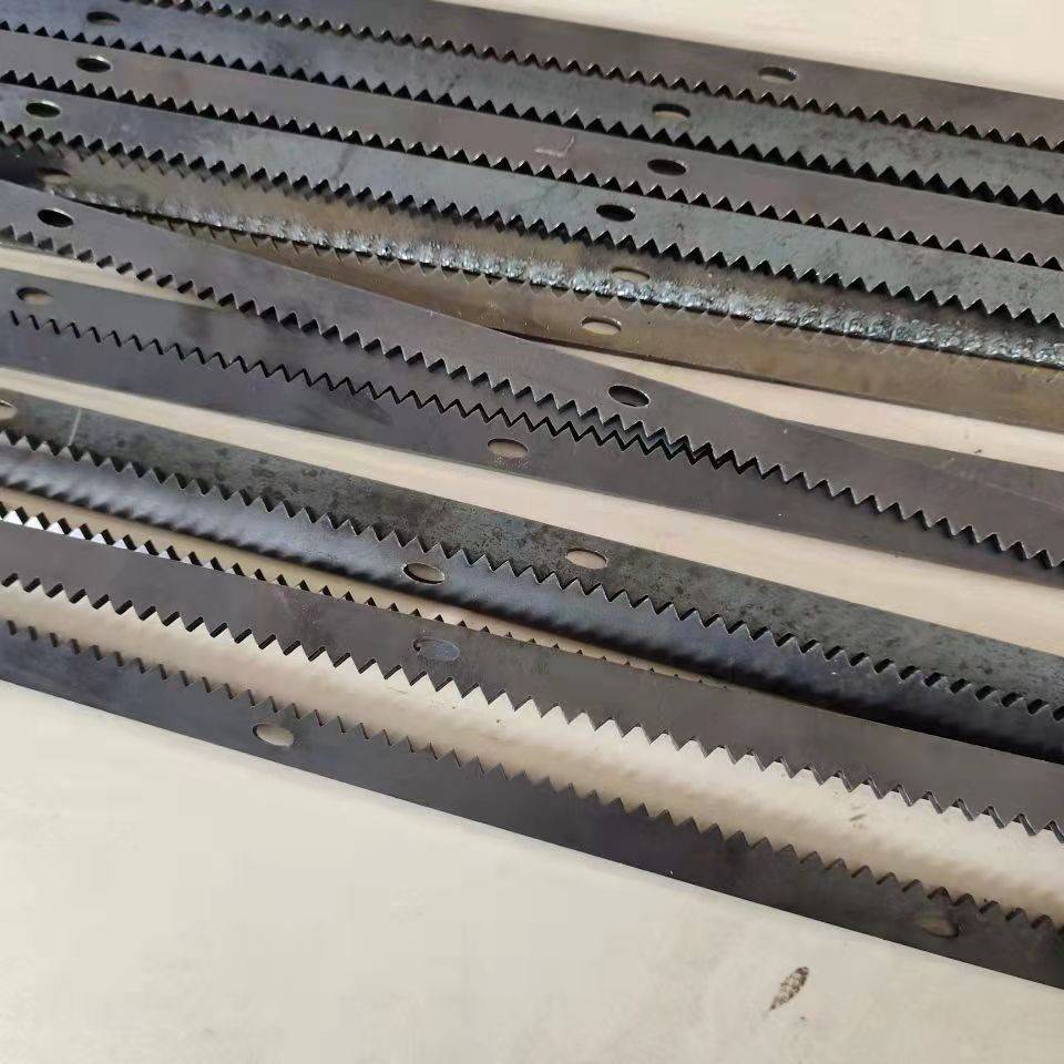 拉筋滚改装玉米收割机改装拉筋滚锯条锯条玉米收割机配件