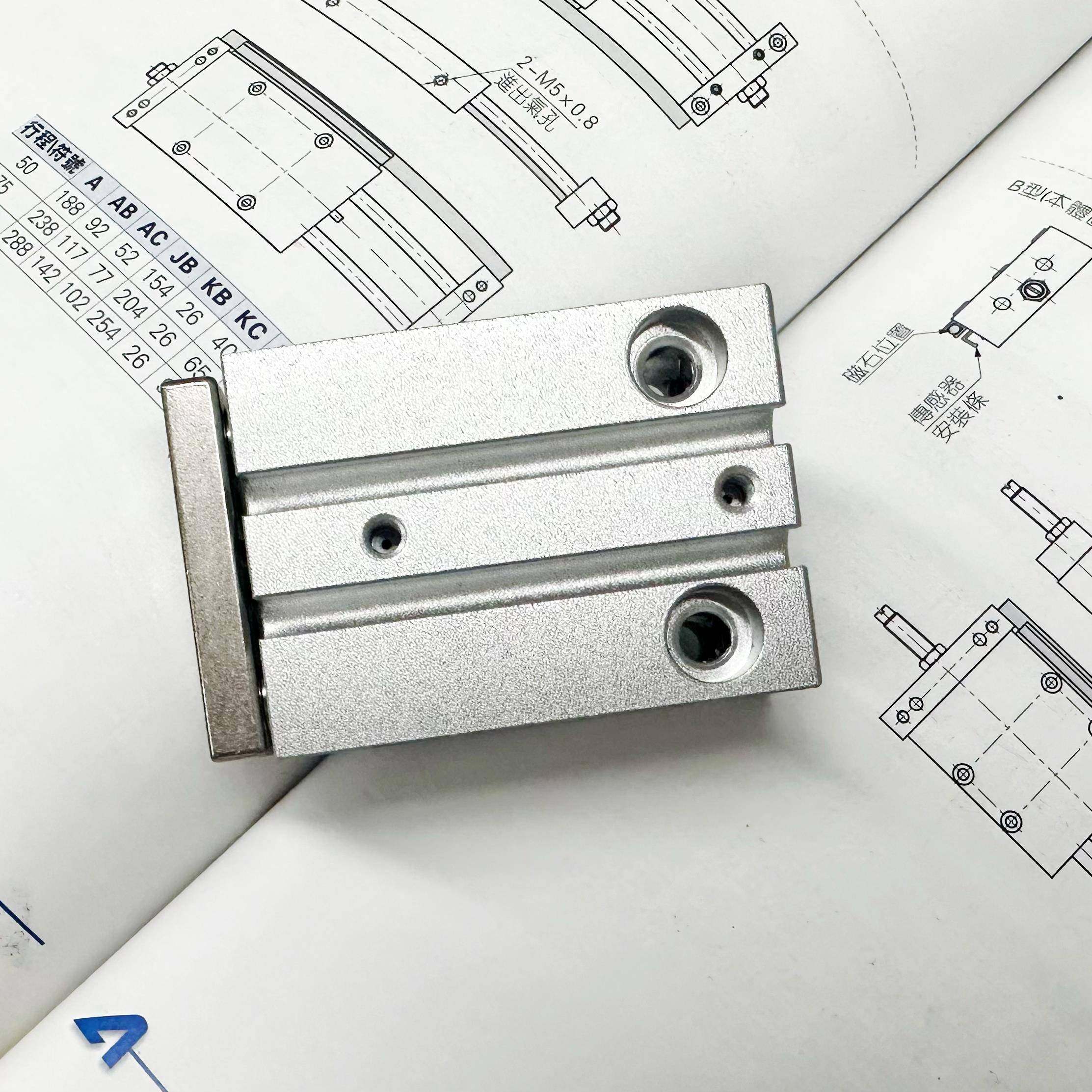 亚德客型三杆三轴带导杆气缸 小型气动气缸TCM6/10*10S-20-25-30S