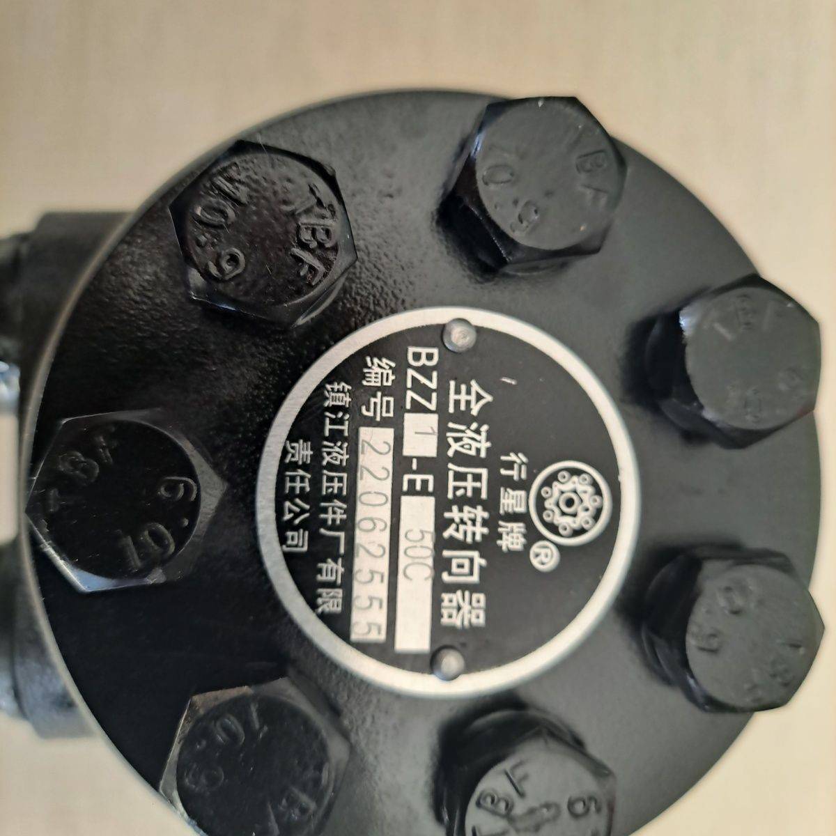 东方红拖拉机配件304-354-404-454全液压转向器方向机转向机50C