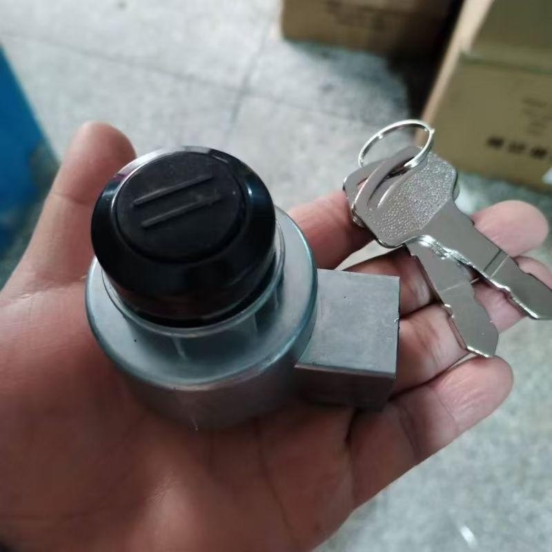 久保田588 688 758 888 988收割机配件 启动钥匙开关 电锁总成