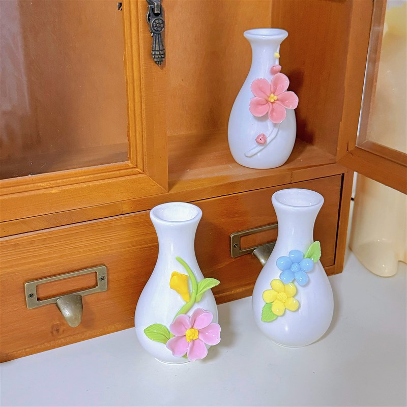 速发藏不住的好都在瓶里摆陶瓷手工小清新花器插礼物瓷器美件