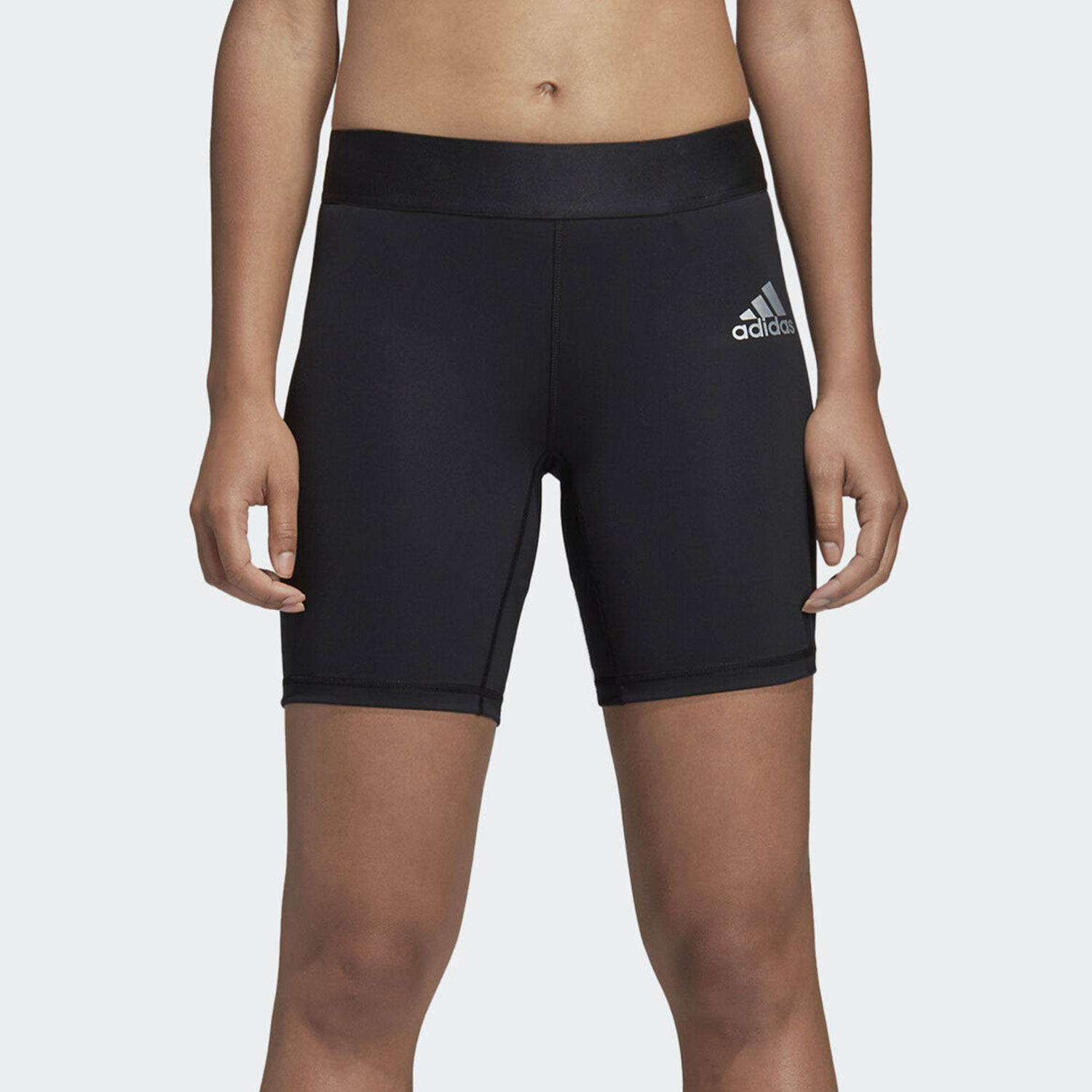 Adidas/阿迪达斯正品夏季运动健身单车女子透气紧身短裤 DP6067