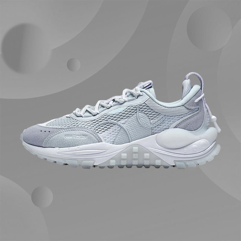 Lining/李宁正品CF溯星轨女子减震回弹潮流低帮运动休闲鞋AGLT074