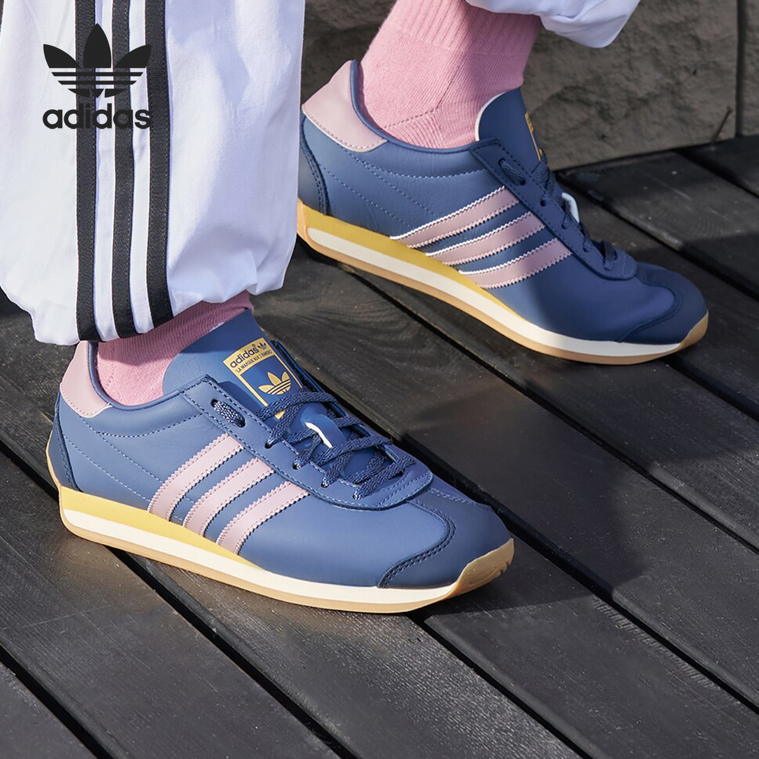 Adidas/阿迪达斯正品三叶草男女款经典复古轻便运动鞋IE8612