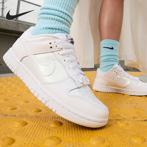 Nike/耐克正品Dunk Low SE女子时尚经典低帮运动板鞋FD8683