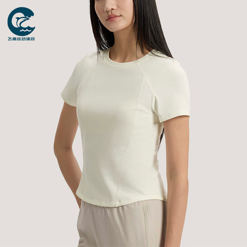Adidas/阿迪达斯正品2026女士运动休闲经典简约修身透气T恤KH2648