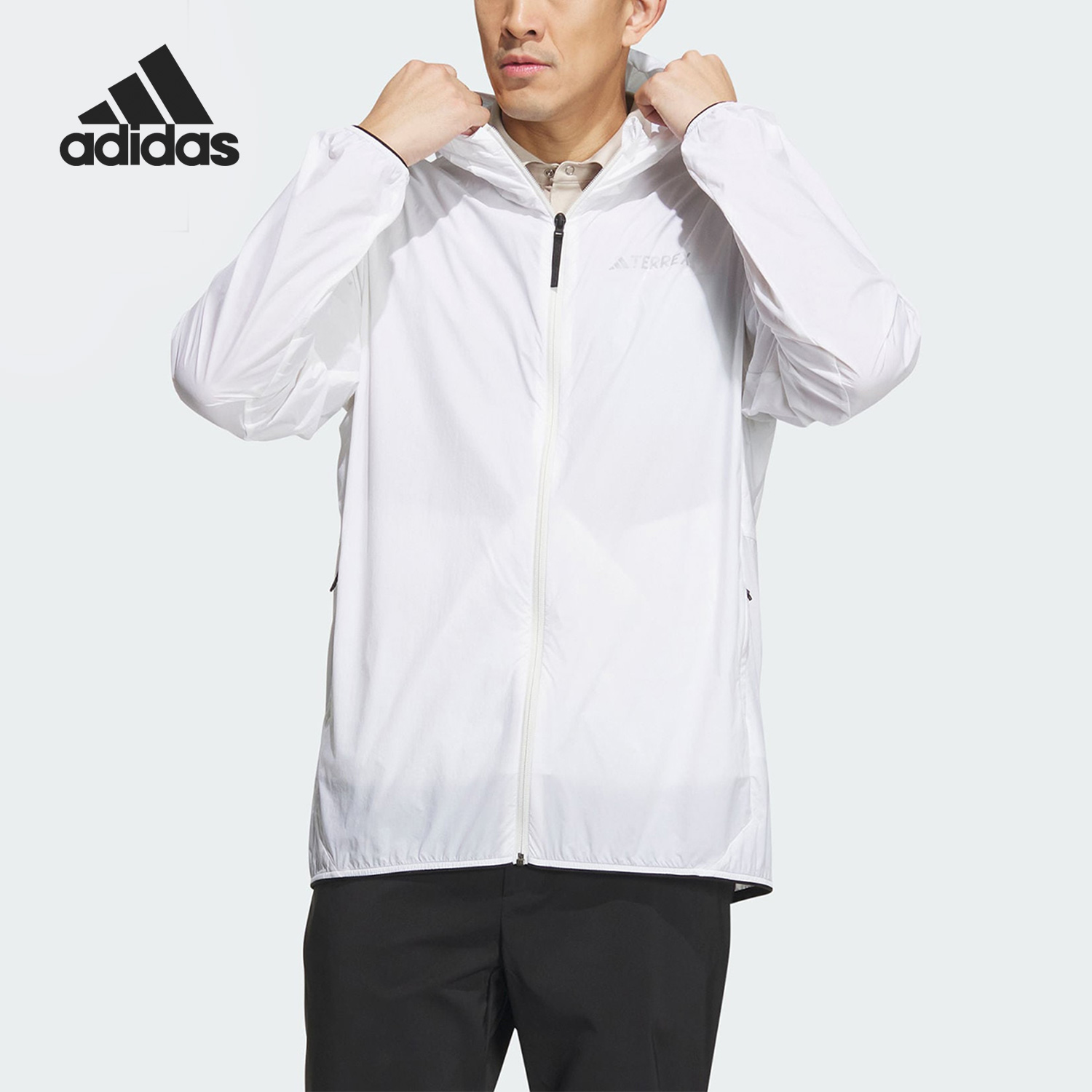 Adidas/阿迪达斯正品当季新款男子时尚简约休闲外套IU2673