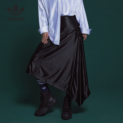 Adidas/阿迪达斯正品三叶草女士时尚不对称运动半身裙IT9415