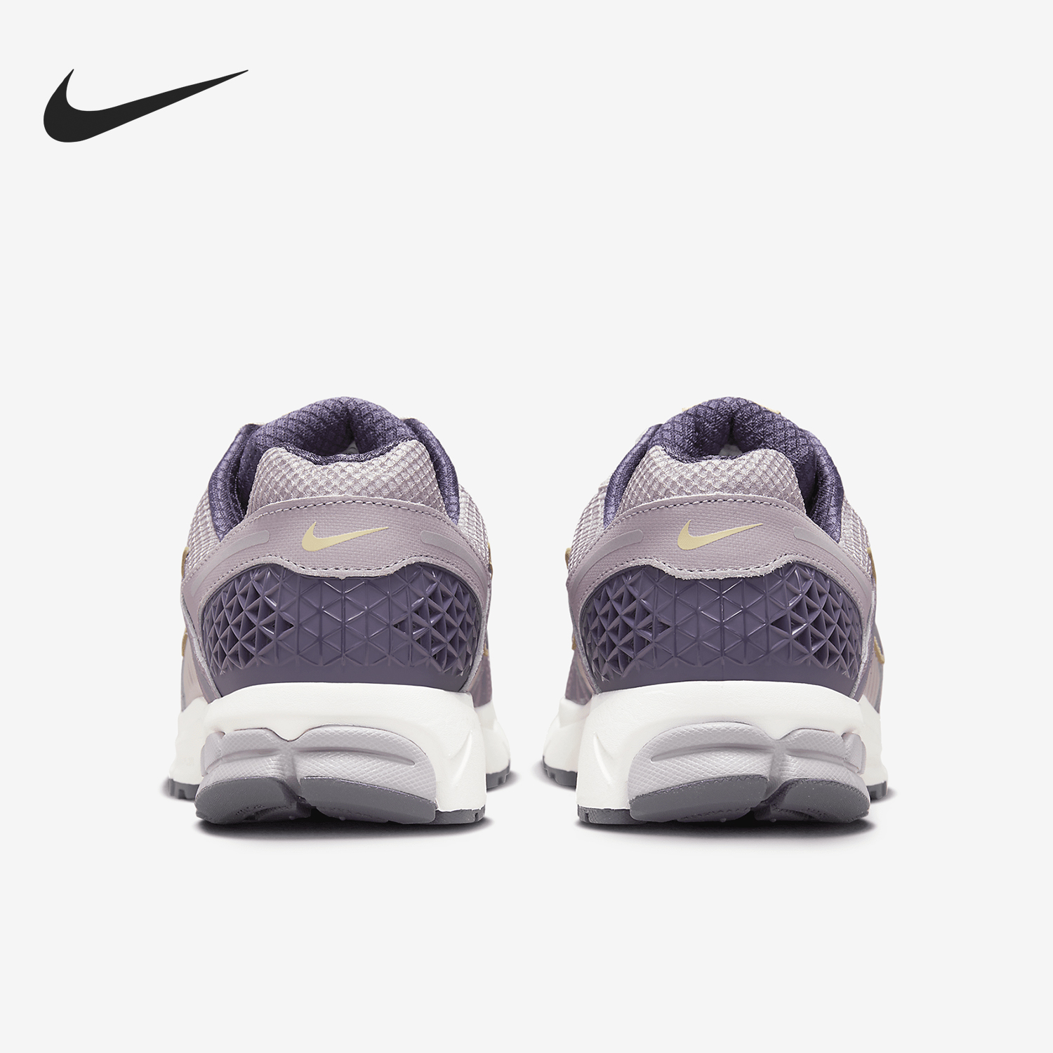 Nike/耐克正品Zoom Vomero 5男女缓震时尚跑步鞋HQ3643-019