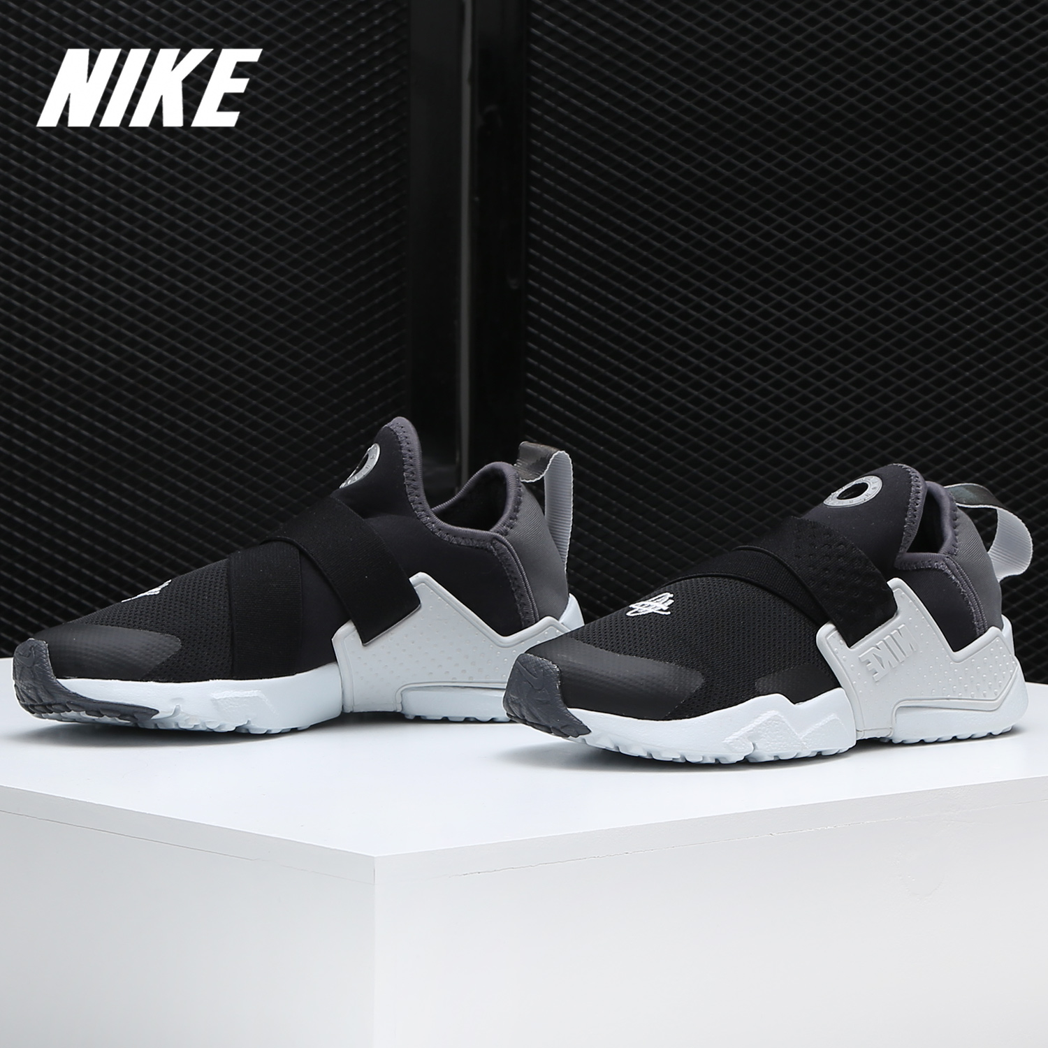 Nike/耐克正品 HUARACHE (GS)女子大童舒适运动休闲鞋 AQ7937
