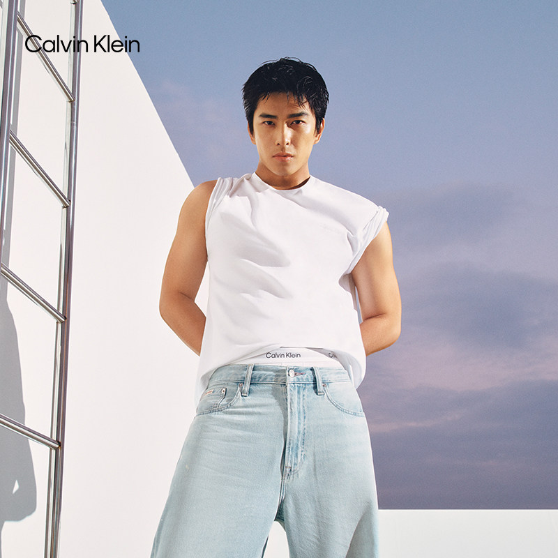 【明星同款】CK Jeans26春夏新款男休闲签名刺绣纯棉纯色短袖T恤