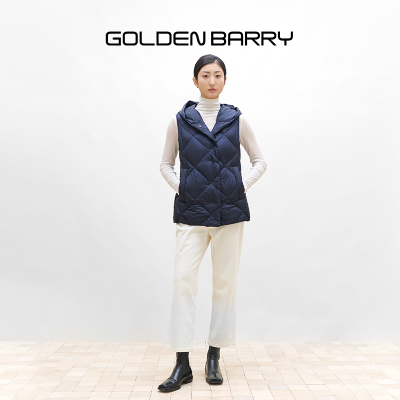 GOLDEN BARRY金和百瑞2024冬季菱格连帽90白鹅绒羽