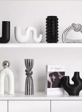 现代简约软装高级感酒柜装饰品摆件高档轻奢客厅小众抽象艺术家居